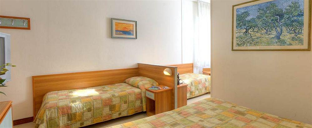 Hotel Giannino Porto Recanati Buitenkant foto