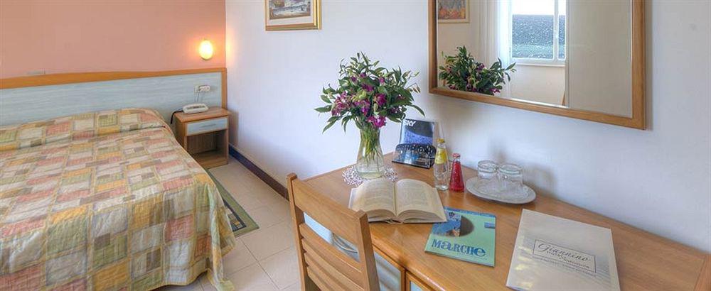 Hotel Giannino Porto Recanati Buitenkant foto