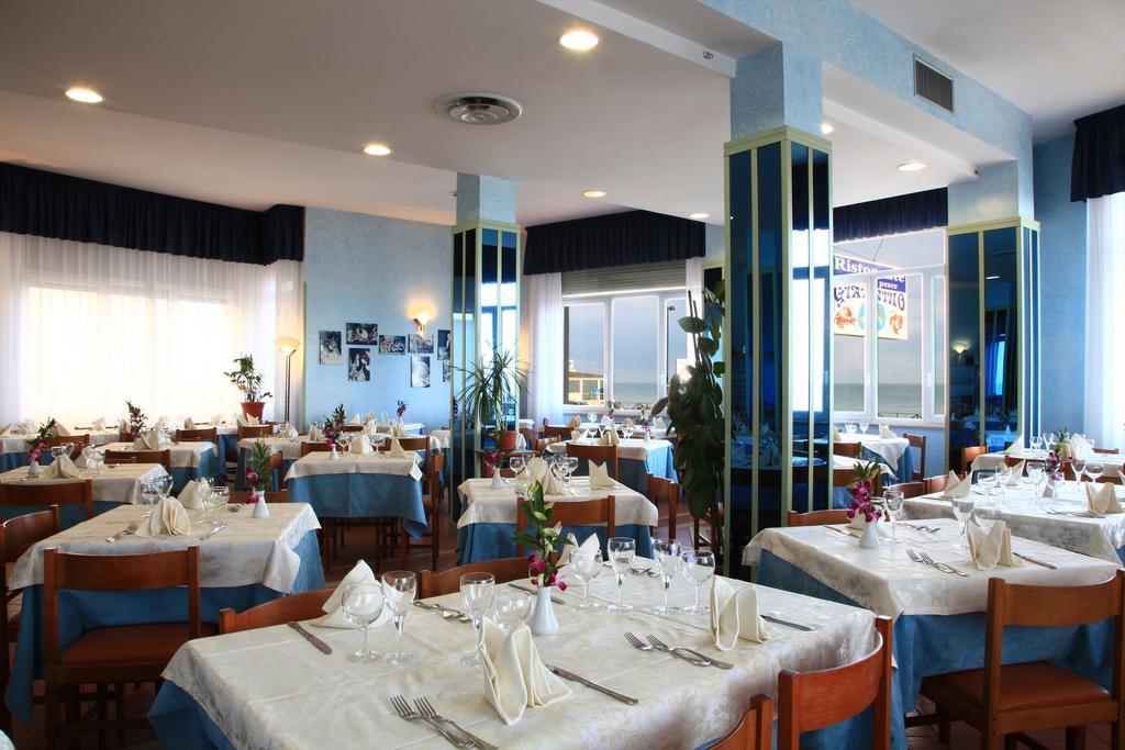 Hotel Giannino Porto Recanati Buitenkant foto